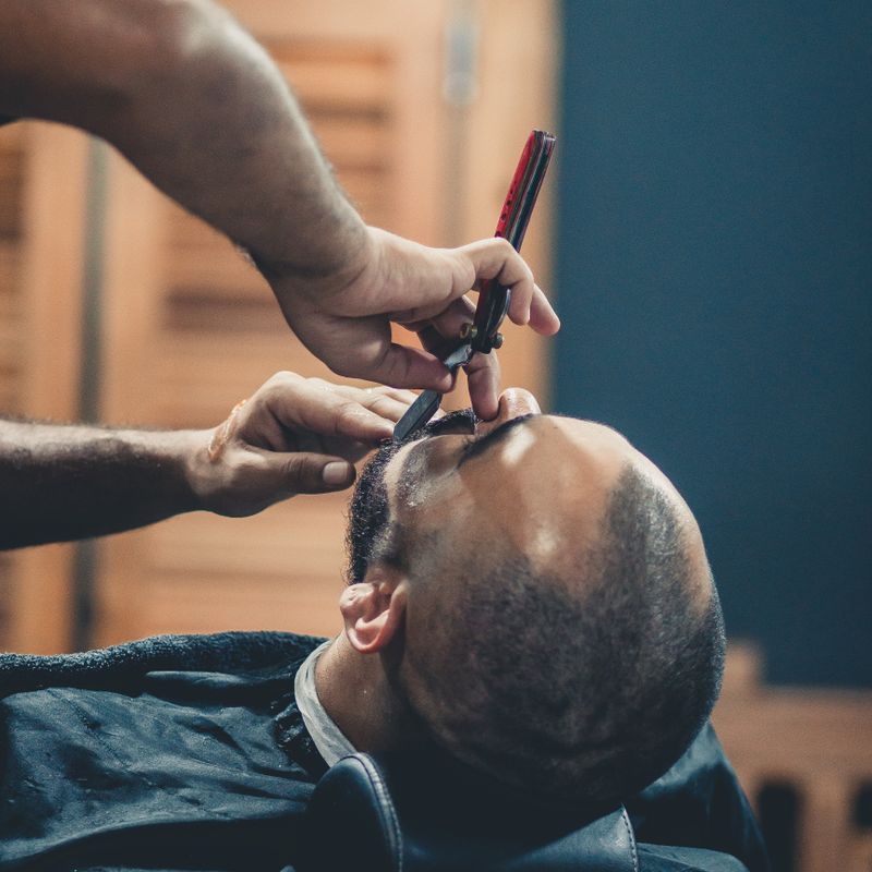 Beard shave with straight razor