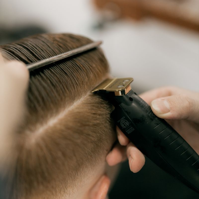 Clipper and comb close-up